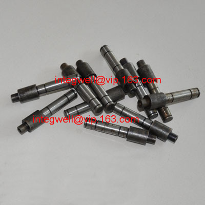 Weft axle / weft arm shaft / needle lever shaft / hard dowel