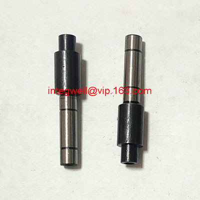 Weft axle / weft arm shaft / needle lever shaft / hard dowel