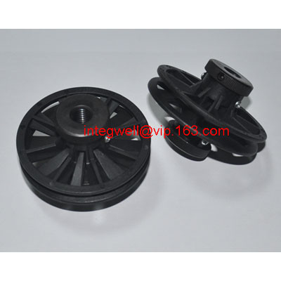 Binder thread feeding disc / catch thread feeding wheel / warping wheel