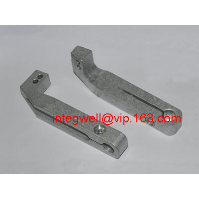 Porta-ago di trama / Leva ago di trama / Braccio di trama / Manovella di trama